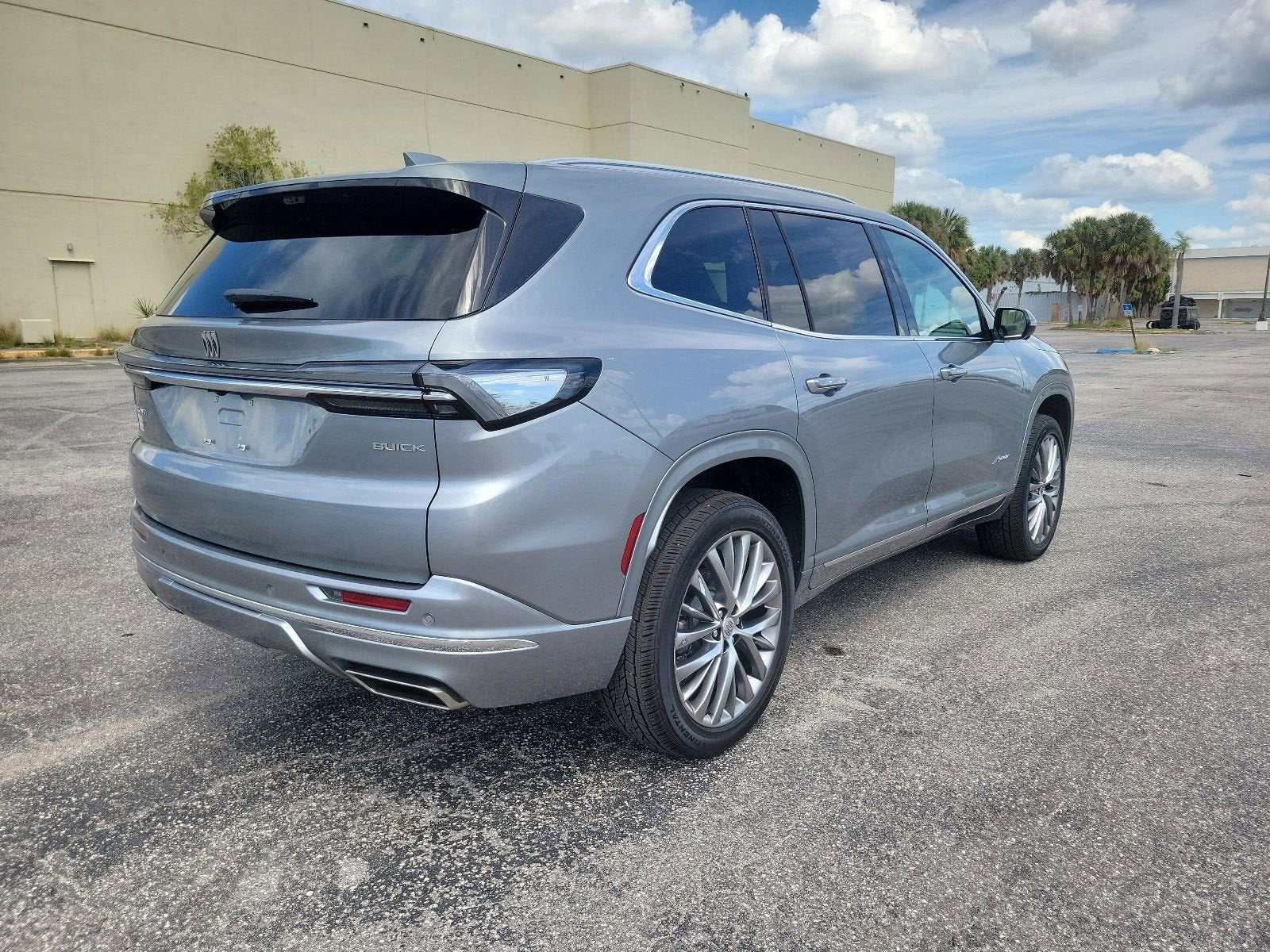 2026 Buick Enclave Avenir