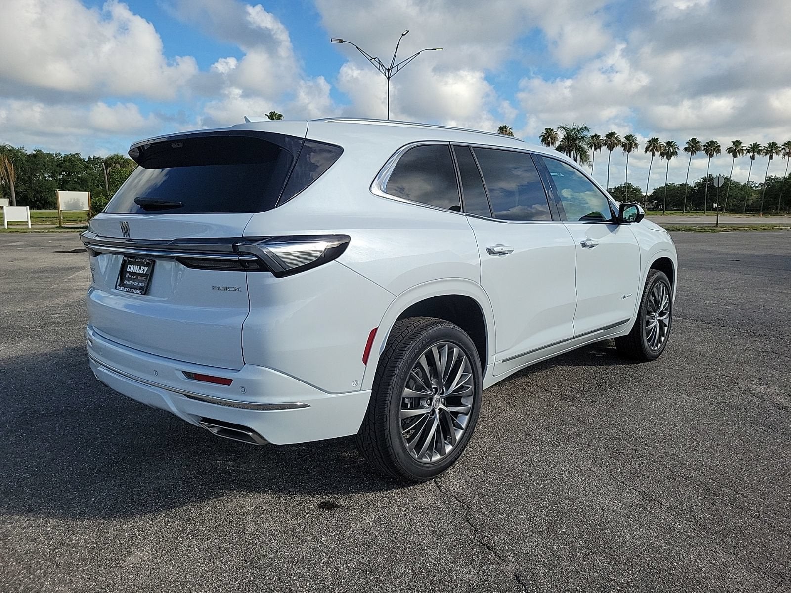 2026 Buick Enclave Avenir