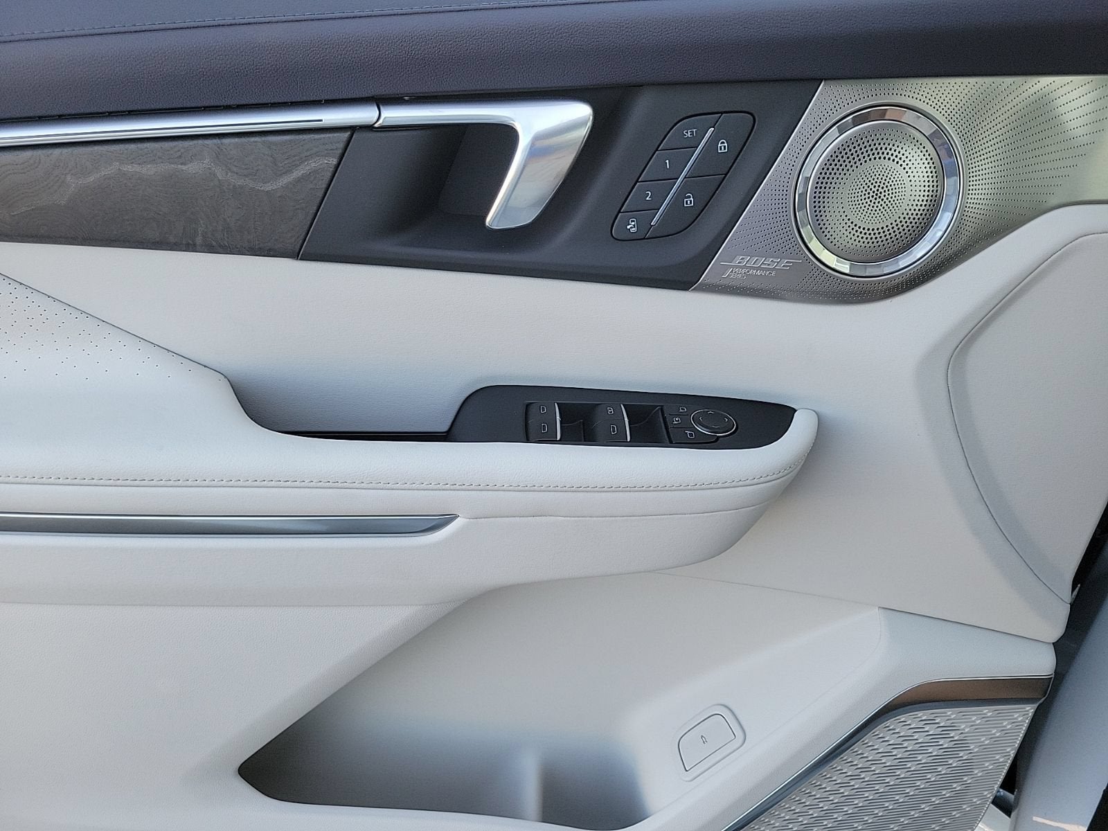 2027 Buick Enclave Avenir