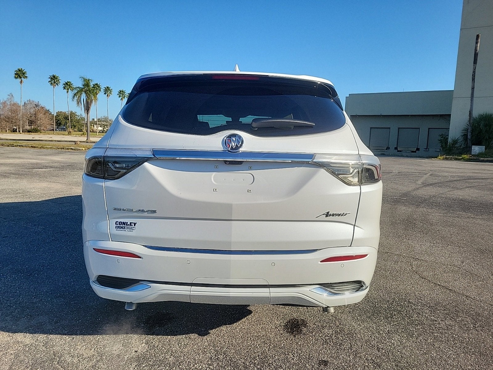 2024 Buick Enclave Avenir