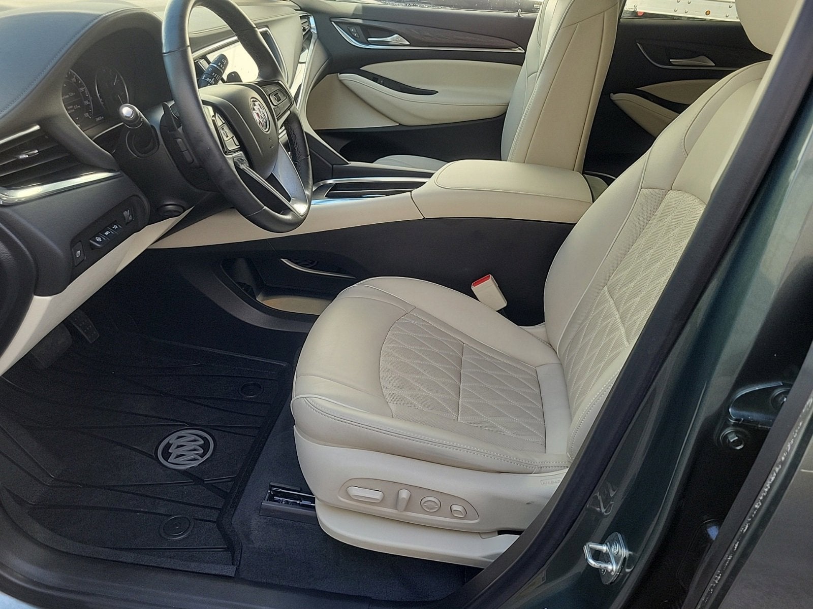 2022 Buick Enclave Avenir