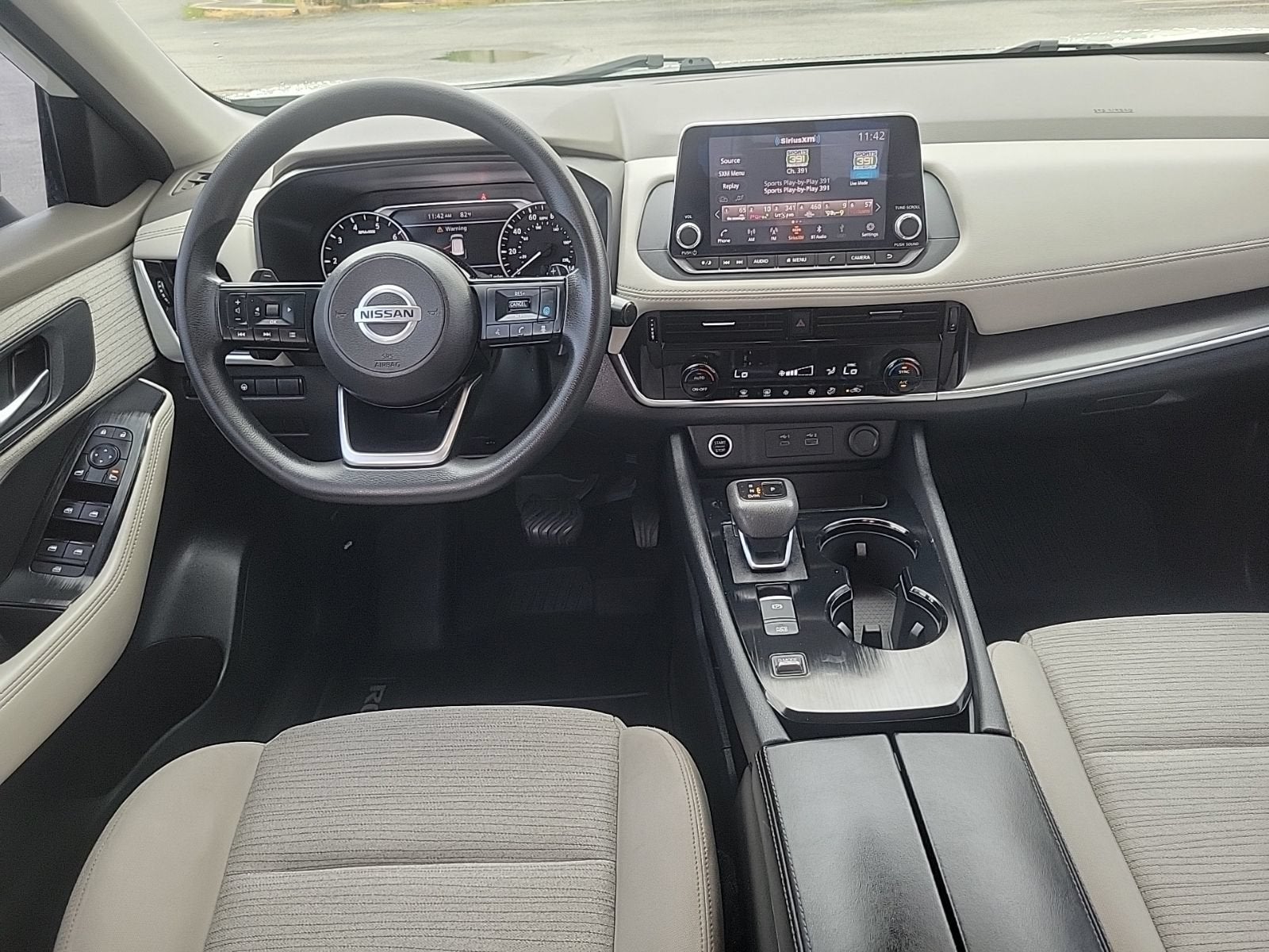 2021 Nissan Rogue SV FWD