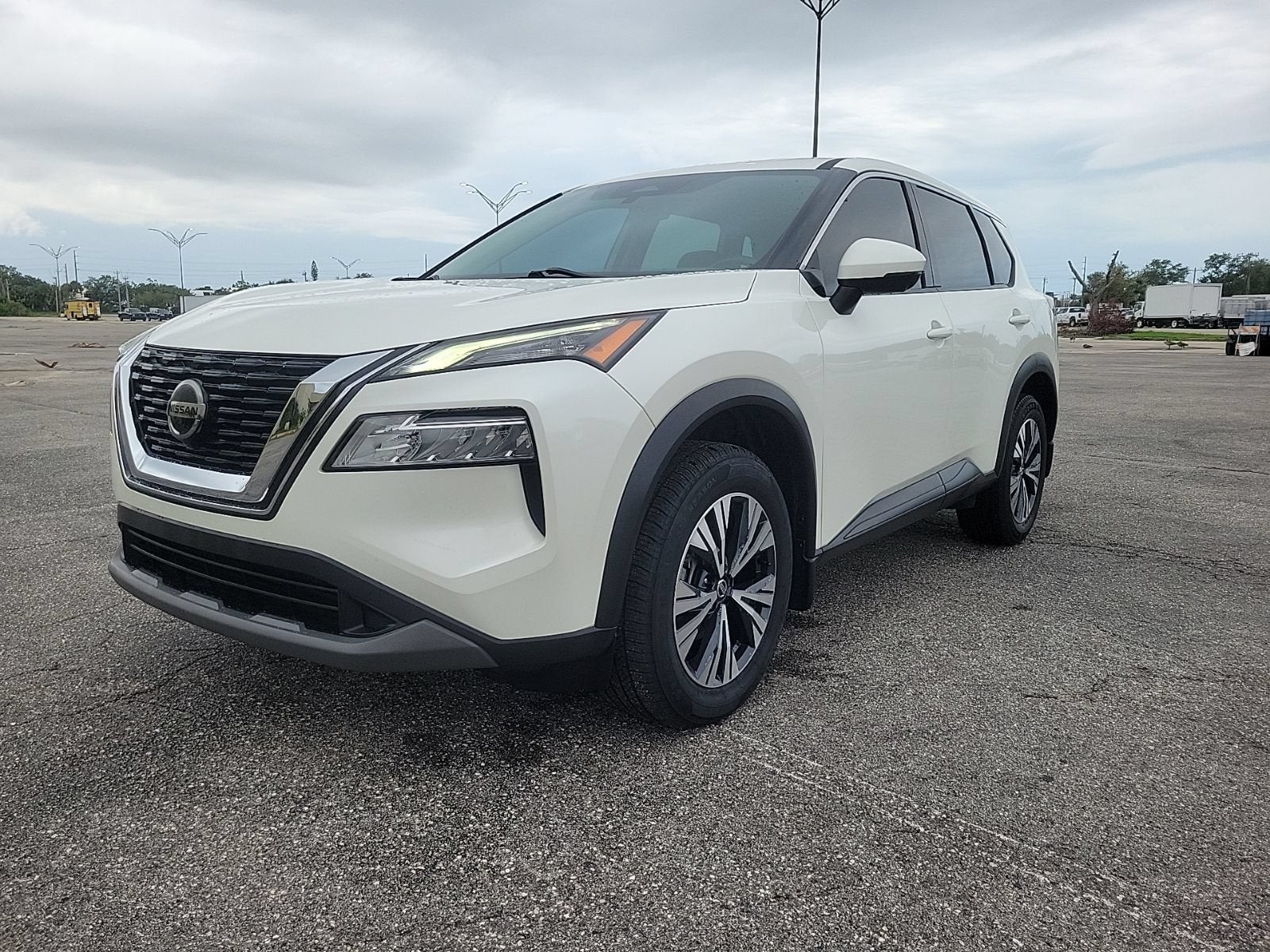 2021 Nissan Rogue SV FWD