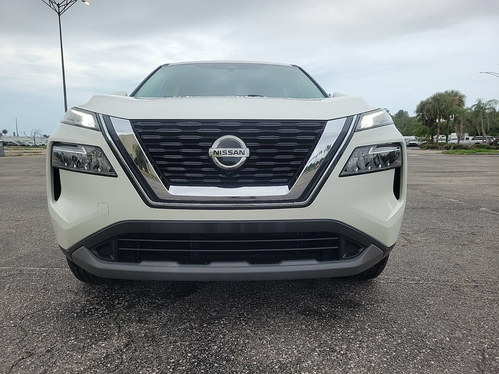 2021 Nissan Rogue SV FWD