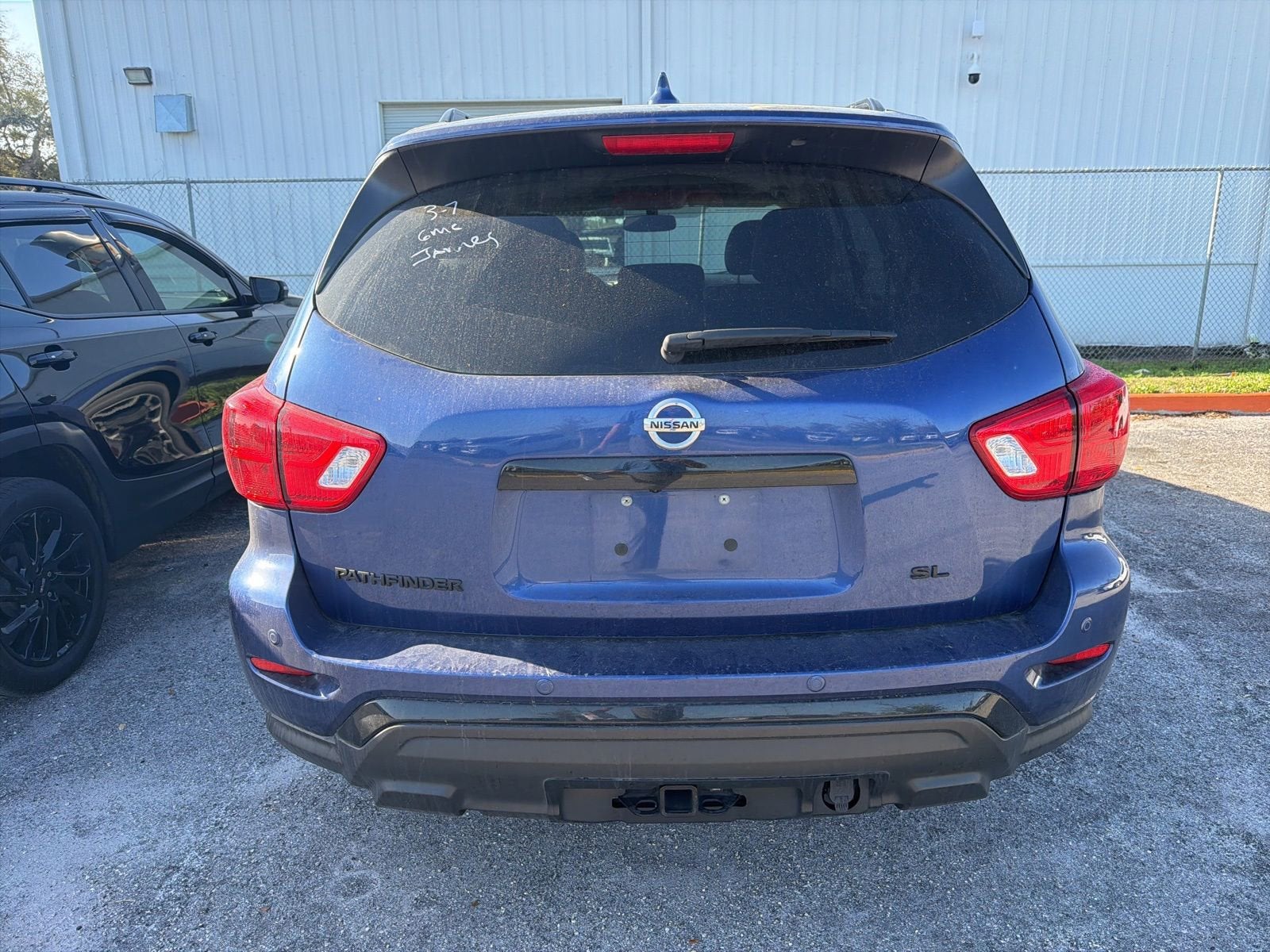 2020 Nissan Pathfinder SL 2WD