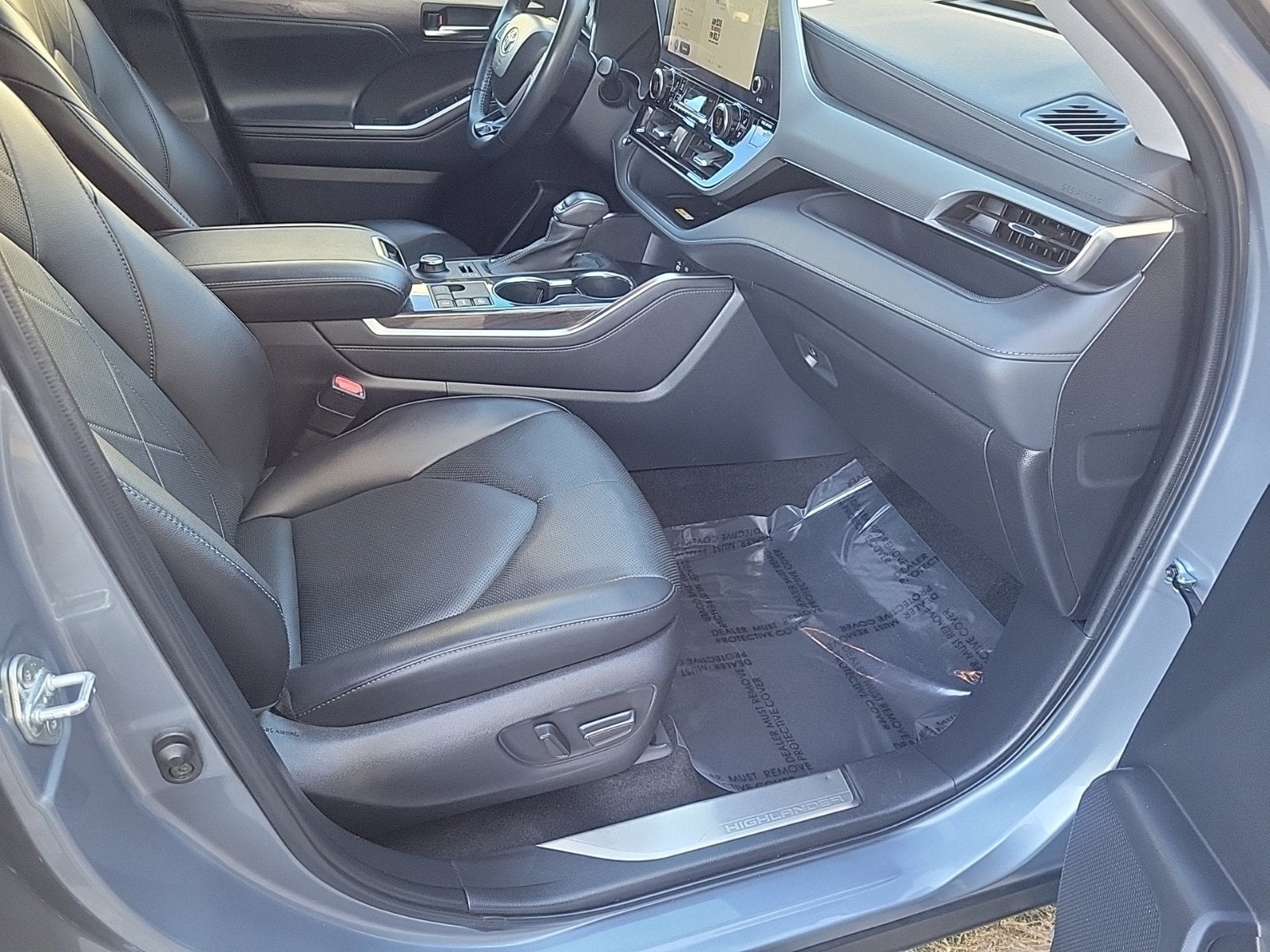 2023 Toyota Highlander Platinum