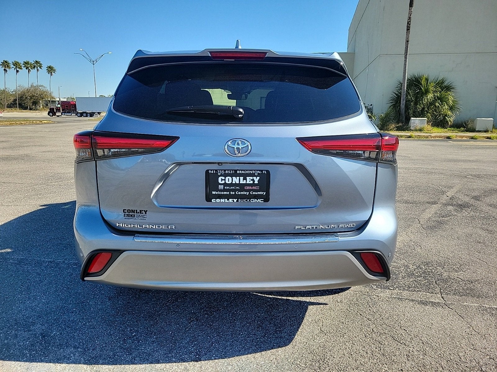 2023 Toyota Highlander Platinum