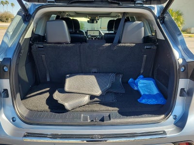 2023 Toyota Highlander Platinum
