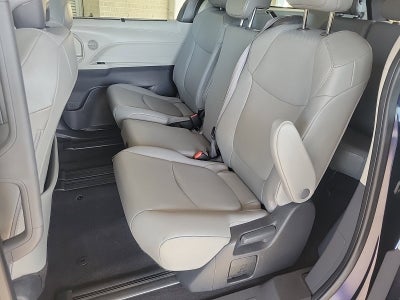2023 Toyota Sienna XLE