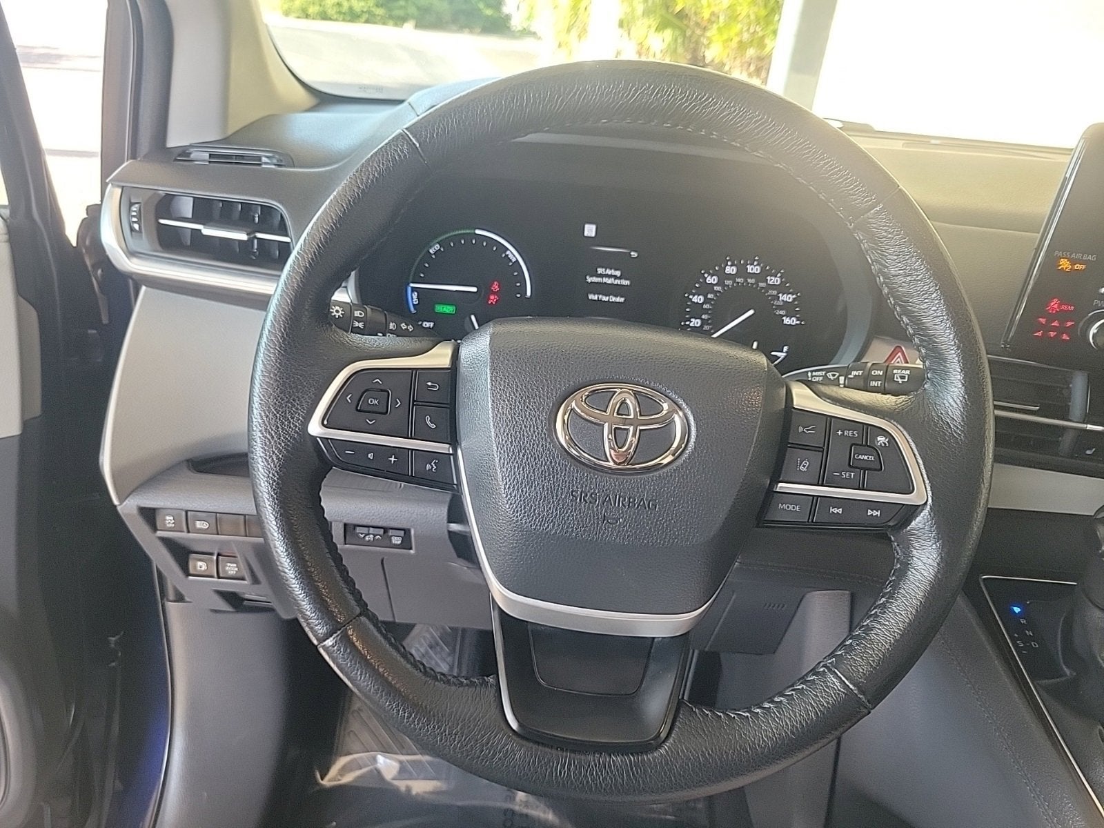 2023 Toyota Sienna XLE
