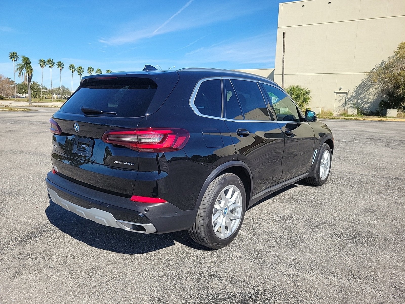 2023 BMW X5 PHEV xDrive45e