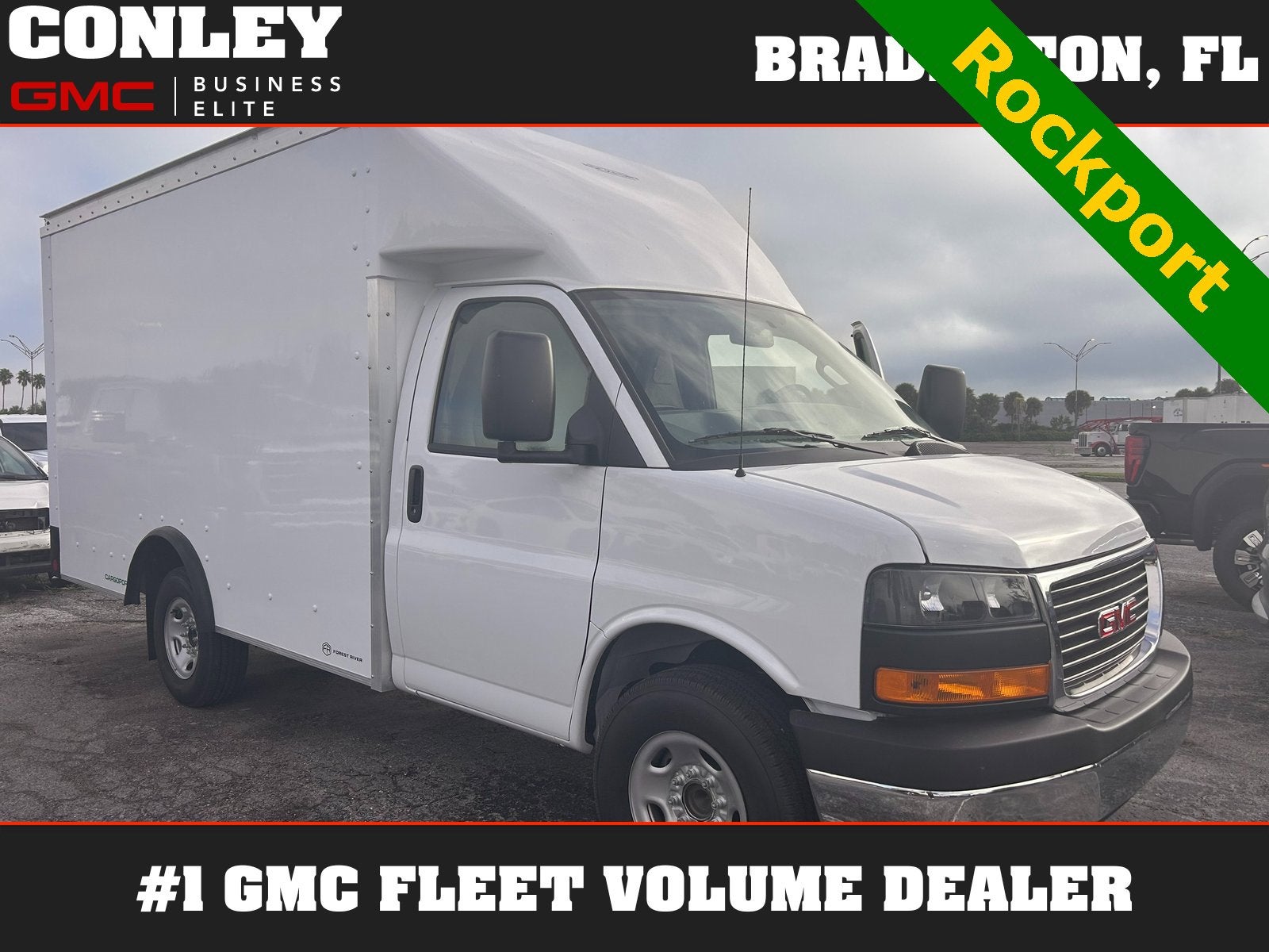 2025 GMC Savana Cutaway 3500 1WT