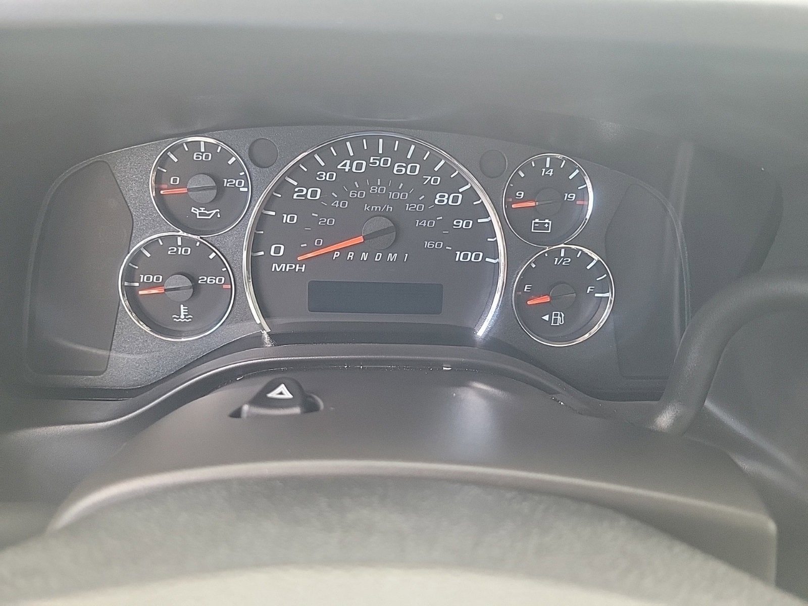 2025 GMC Savana Cutaway 3500 1WT