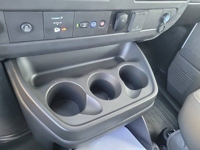 2025 GMC Savana Cutaway 3500 1WT