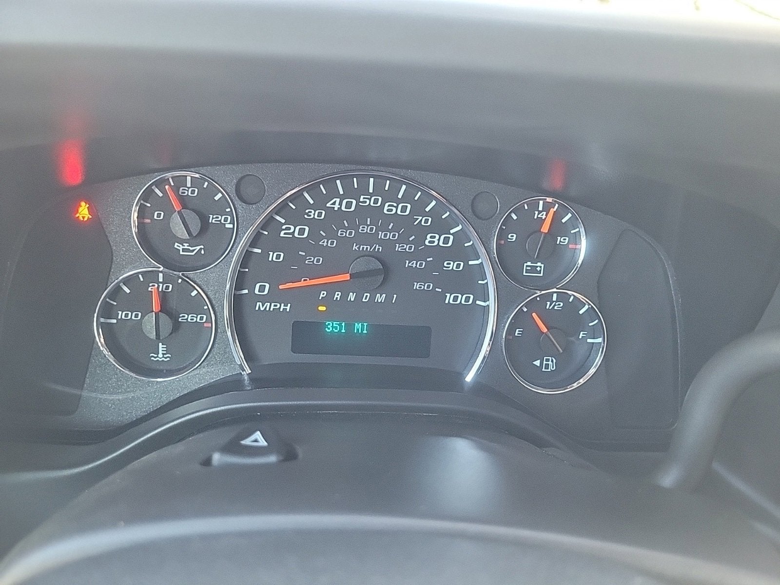 2025 GMC Savana Cutaway 3500 1WT