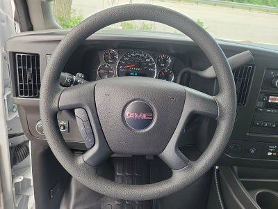 2025 GMC Savana Cutaway 3500 1WT