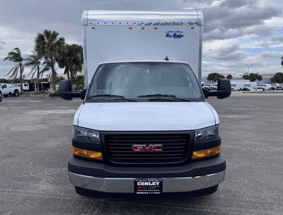 2026 GMC Savana Cutaway 3500 1WT