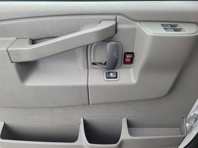 2024 GMC Savana Cutaway 3500 1WT