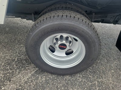 2024 GMC Savana Cutaway 3500 1WT