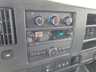 2025 GMC Savana Cutaway 3500 1WT