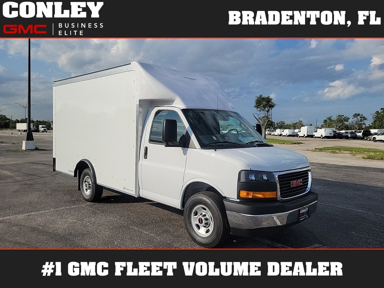 2025 GMC Savana Cutaway 3500 1WT