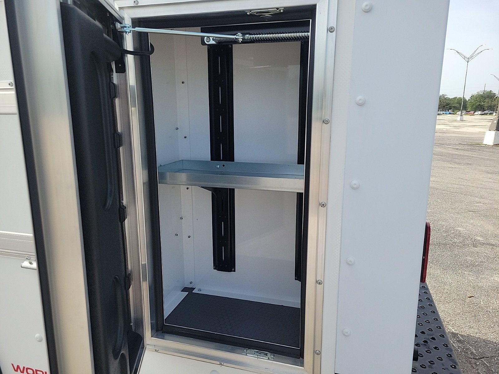 2025 GMC Savana Cutaway 4500 2WT