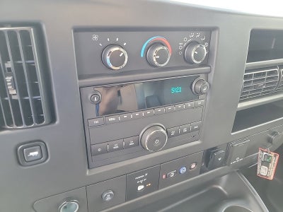 2025 GMC Savana Cutaway 4500 2WT