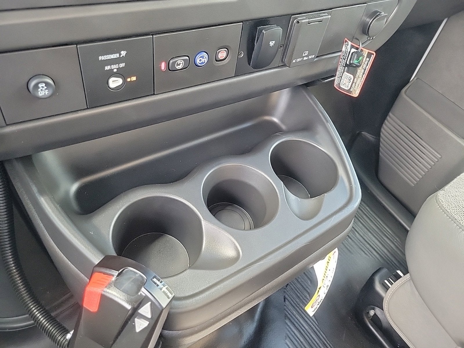 2025 GMC Savana Cutaway 4500 2WT