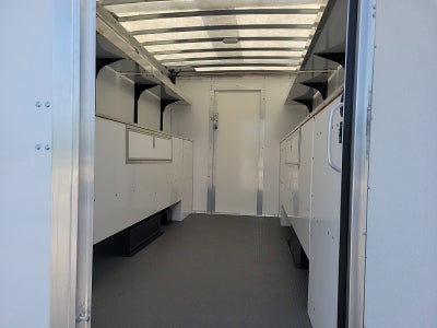 2025 GMC Savana Cutaway 4500 2WT