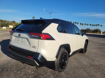 2019 Toyota RAV4 Hybrid XSE