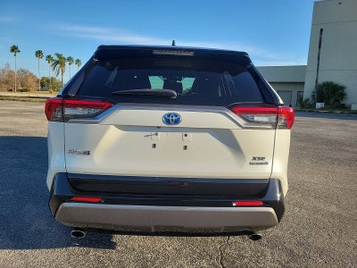 2019 Toyota RAV4 Hybrid XSE