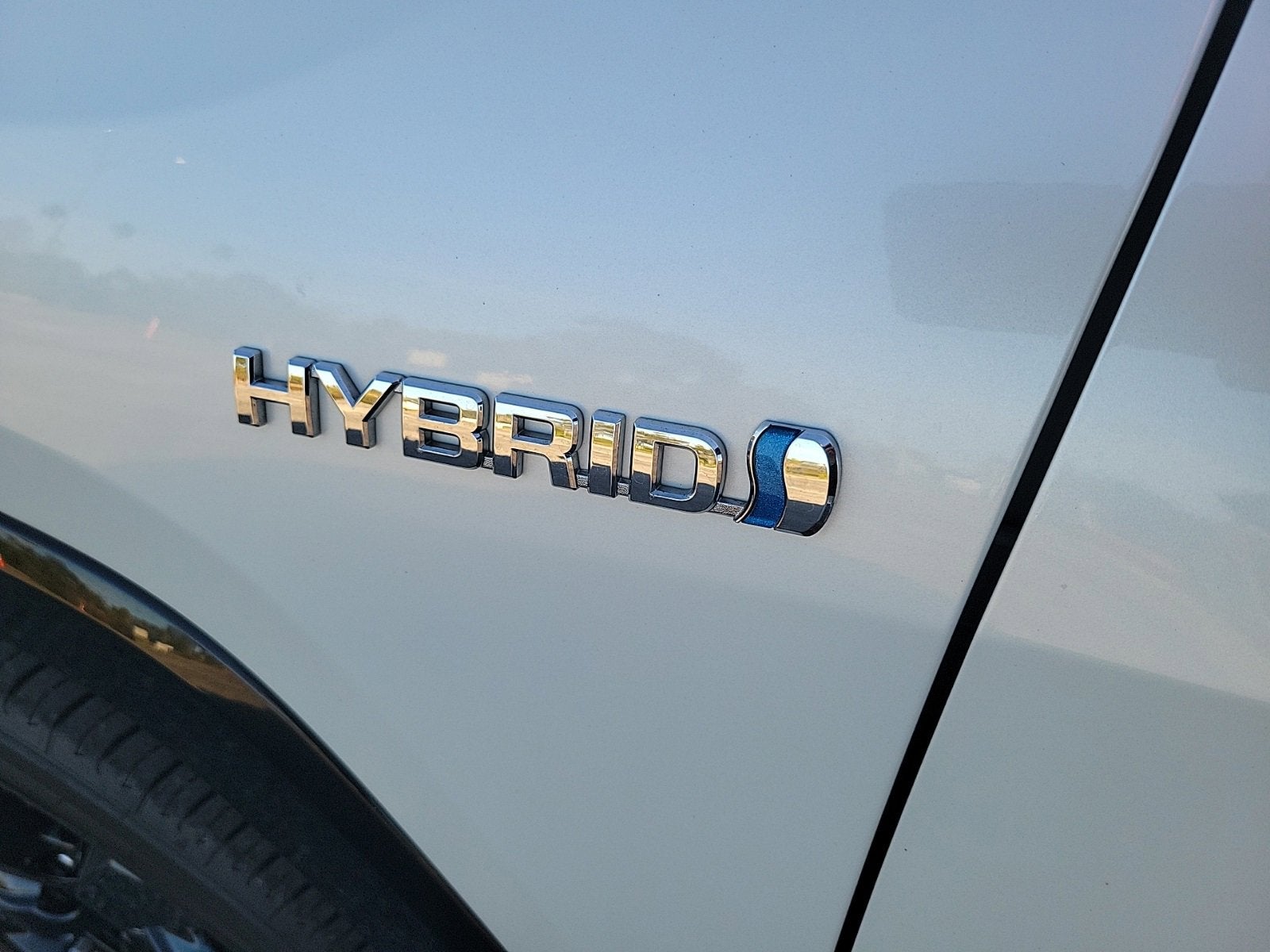 2019 Toyota RAV4 Hybrid XSE