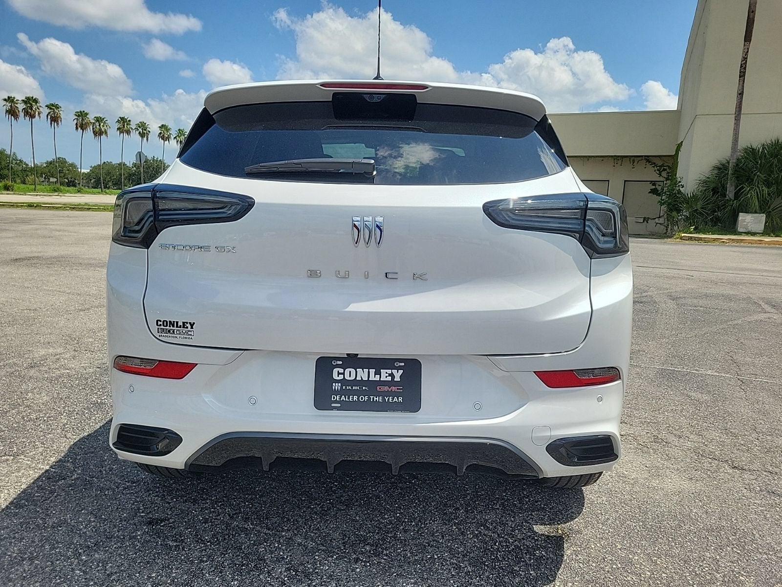 2026 Buick Encore GX Avenir