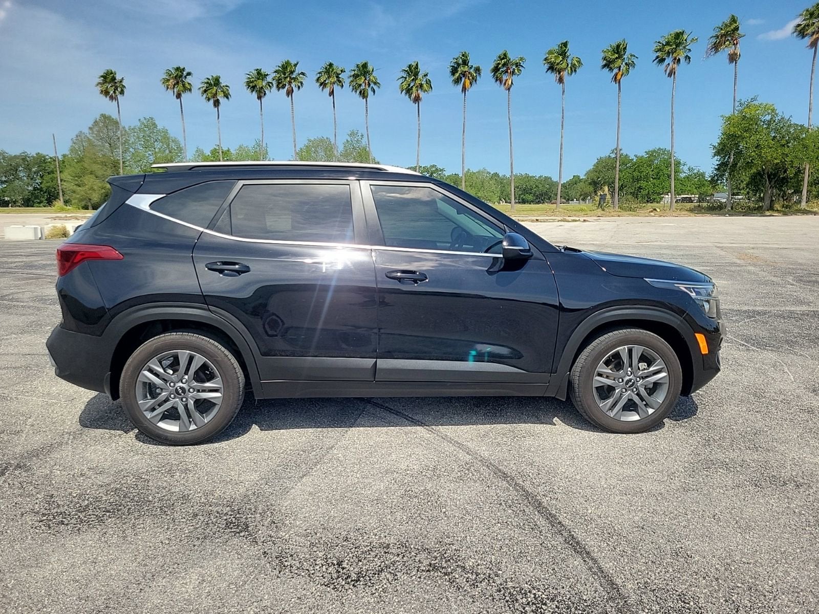 2023 Kia Seltos S