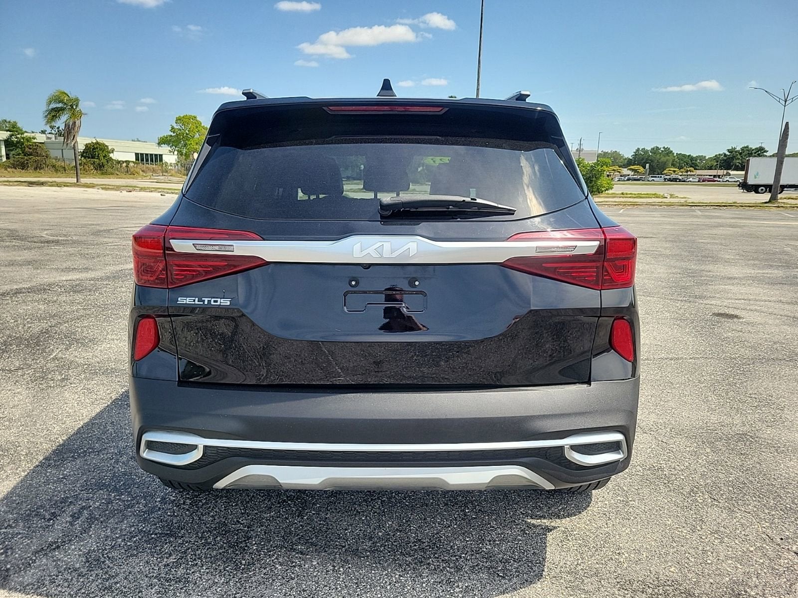 2023 Kia Seltos S