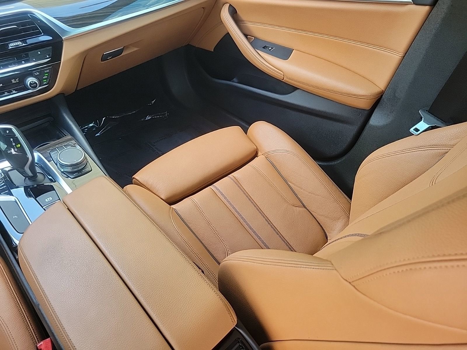 2019 BMW 540i 540i