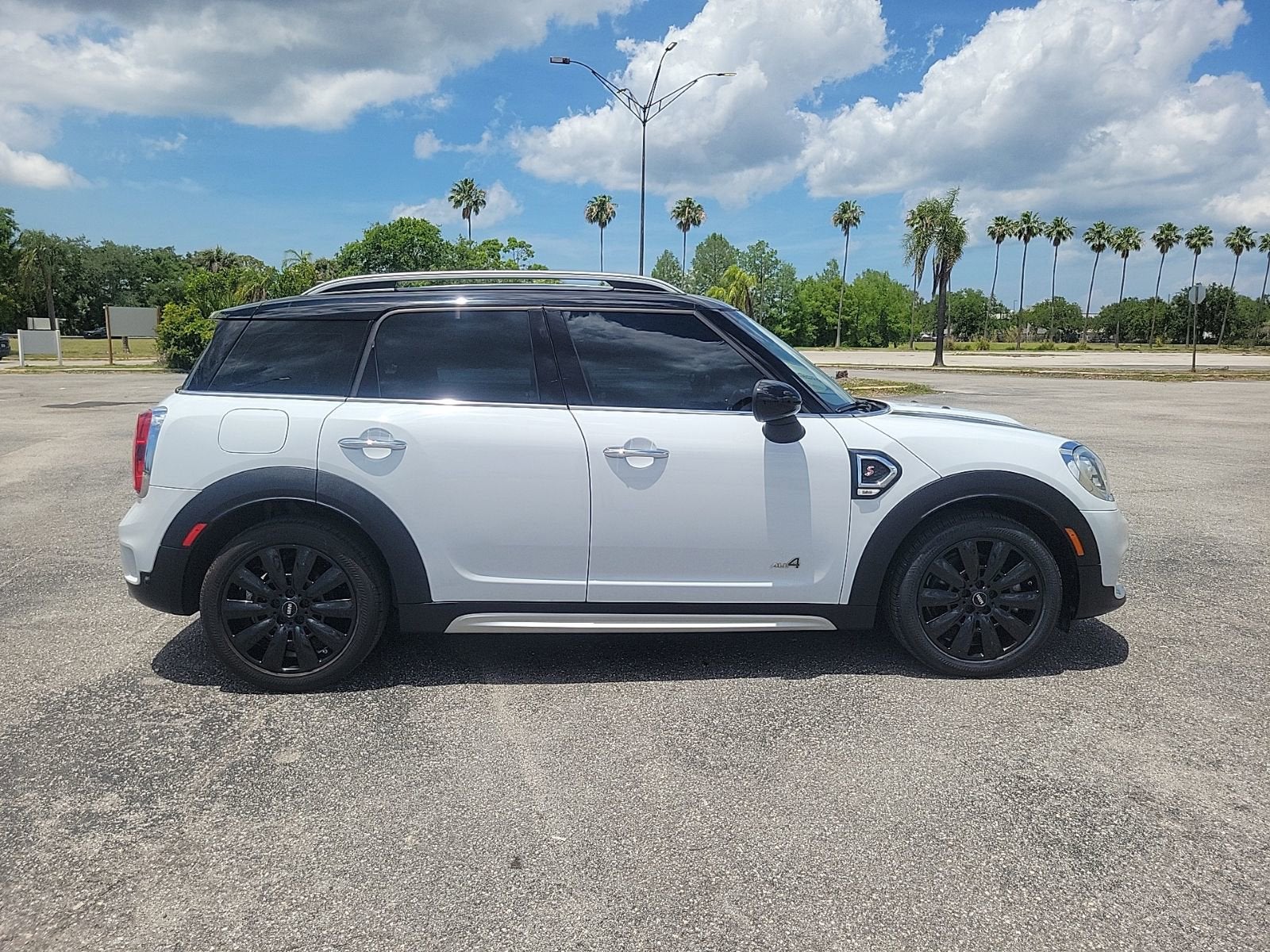 2019 MINI Countryman Cooper S