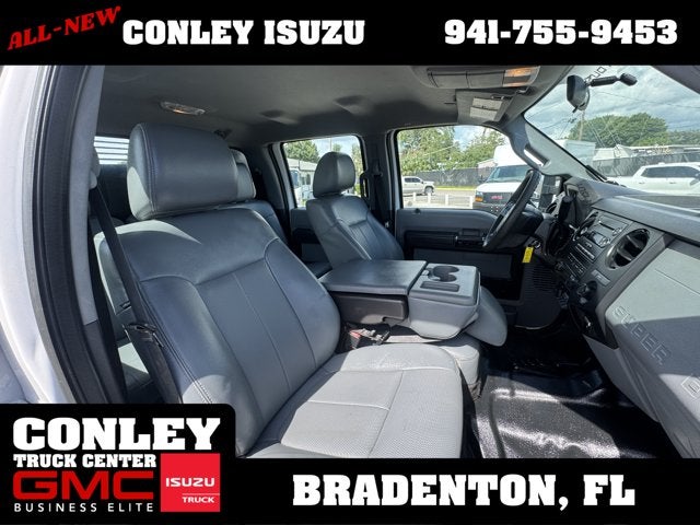 2016 Ford Super Duty F-550 DRW XL