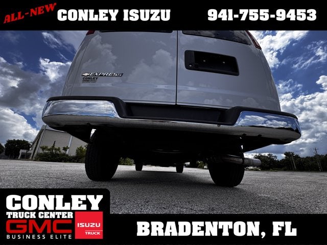 2025 Chevrolet Express Passenger LT