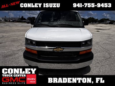 2025 Chevrolet Express Passenger LT
